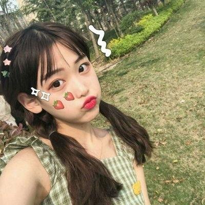 卡彼尼封面